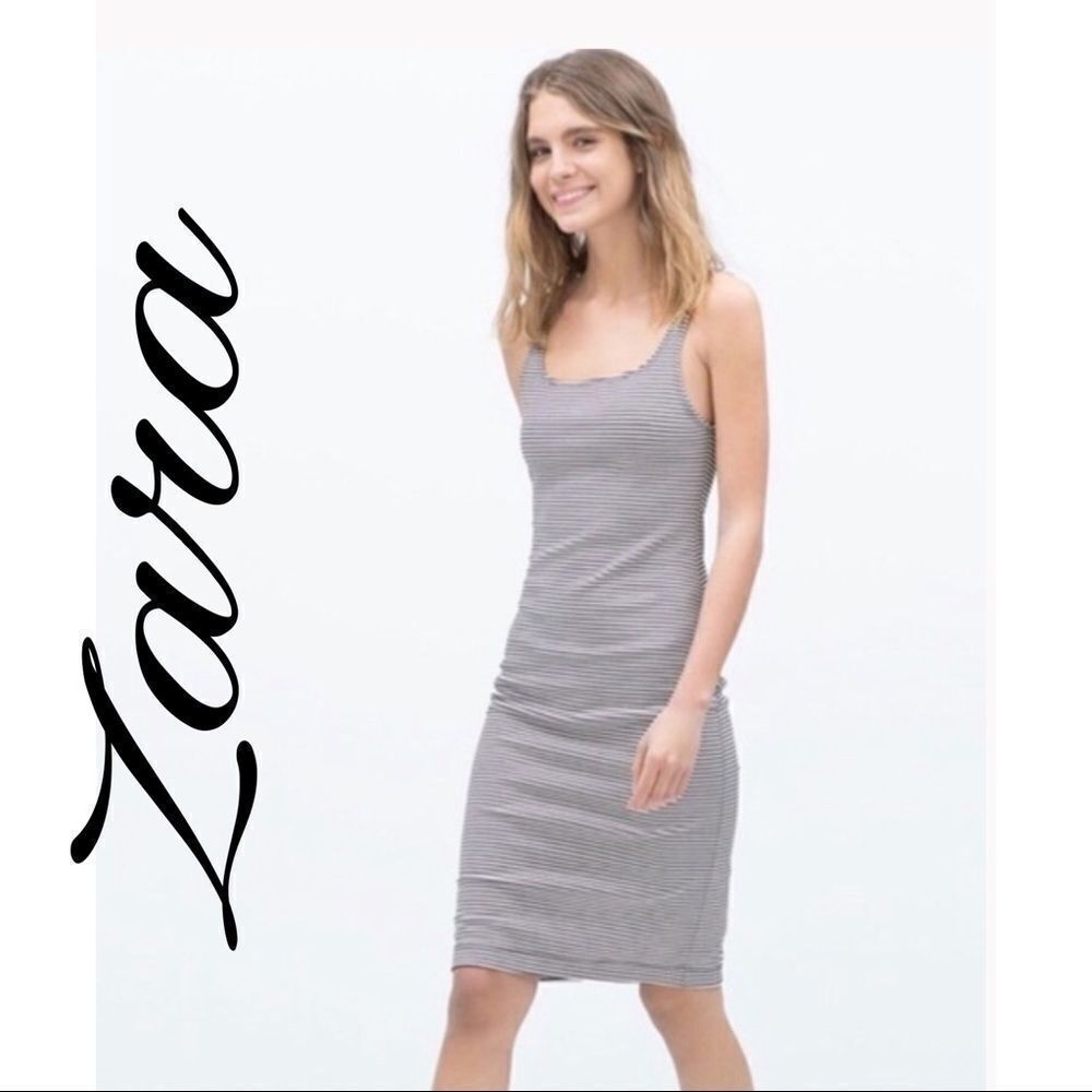 ✨HP✨Zara Gray Stripped Trafaluc Midi Dress ✨